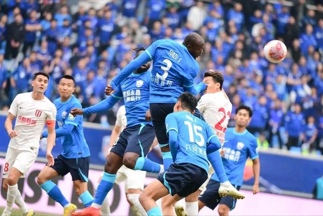 爱游戏app下载 -包含田径小组赛焦点战：雪域雄狮队翻盘天山雷豹队，外线火力全开。宿敌对话再升级的词条