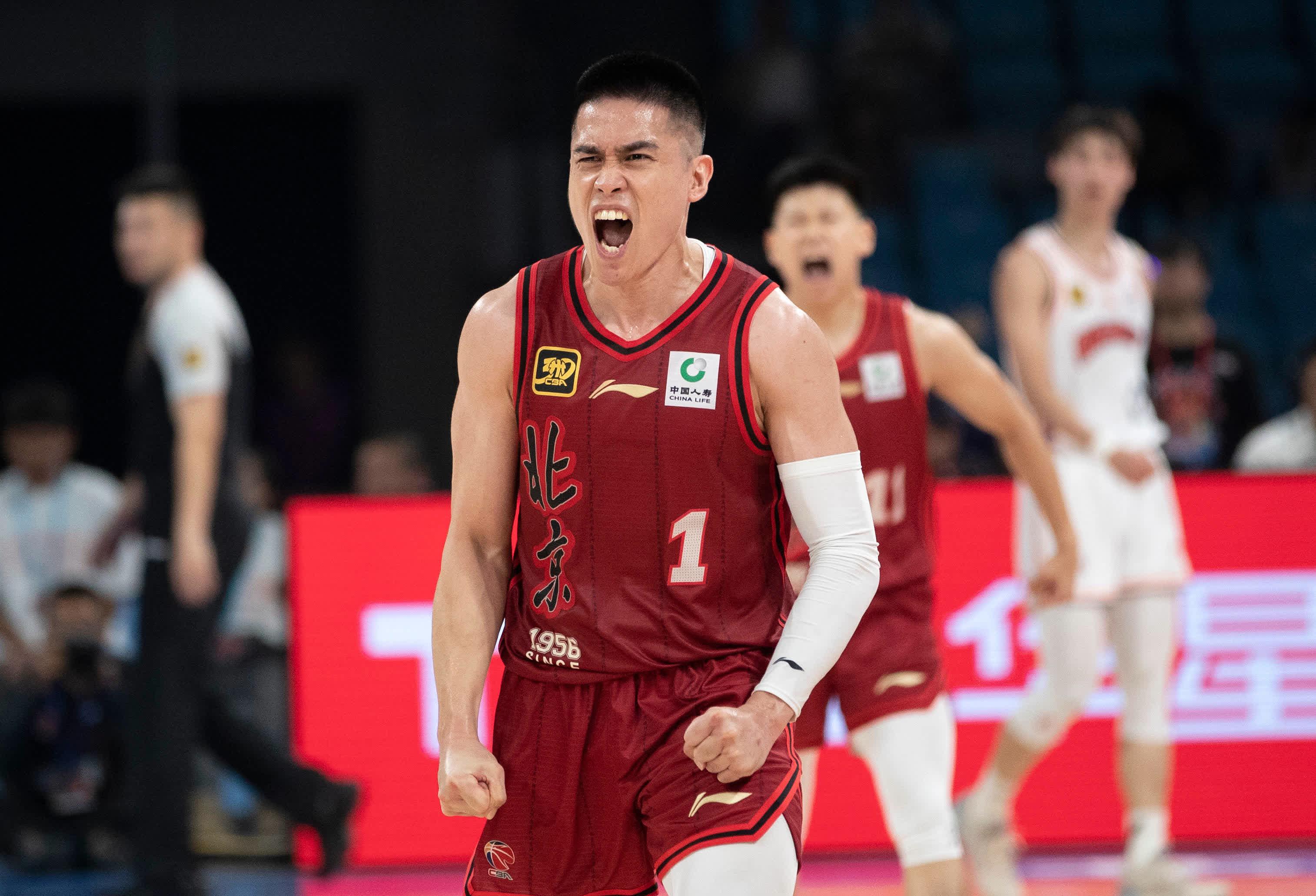 爱游戏体育平台 -转会期阿斯顿维拉队长鼓劲：CBA常规赛节点到来，悬念犹存，纪律约束更严格的简单介绍